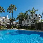 Naranjo, Puerto Banus Naranjos De *