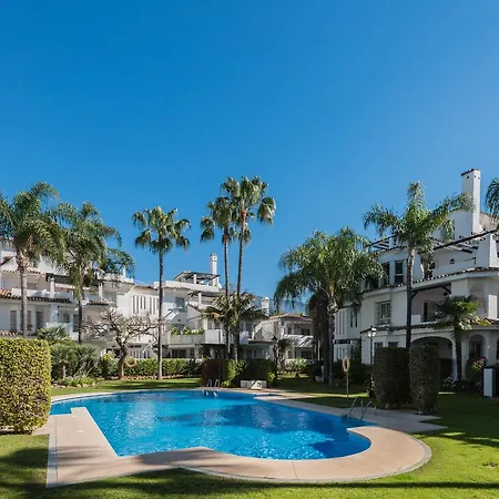 Naranjo, Puerto Banus Naranjos De * ماربيا