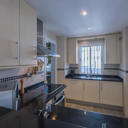 Διαμέρισμα Naranjo, Puerto Banus Naranjos De *