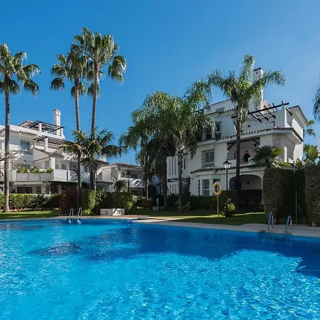 Naranjo, Puerto Banus Naranjos De *