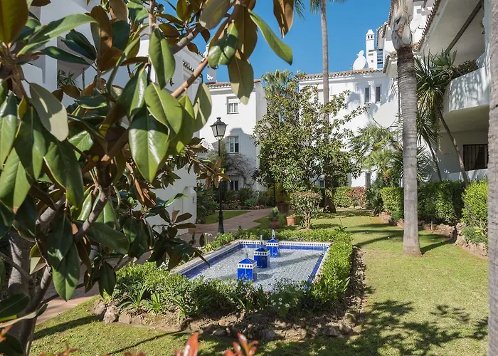 Naranjo, Puerto Banus Naranjos De *